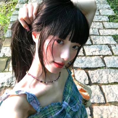 风华尽敛为谁藏